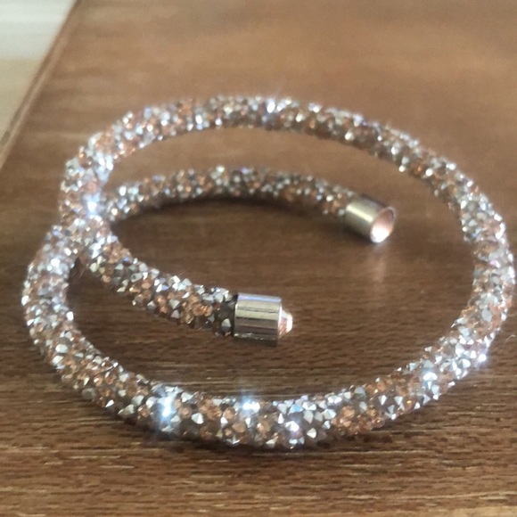 Bracelet lot!  NWT and gently worn - Picture 4 of 5